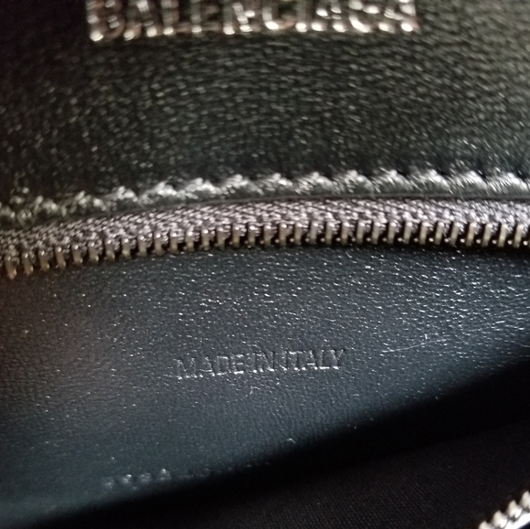 Balenciaga Small Hourglass Viper-Embossed Leather Top Handle Crossbody Bag Black - Picture 11 of 14